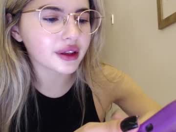 girl playnofuckinggames capture image #130916