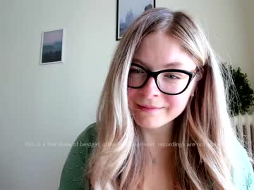 girl bestgirl_ofthe_neighborhood capture image #1462739