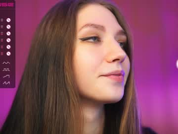 girl angels_kiss capture image #2677322
