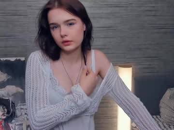 girl beatrixcutsforth capture image #6979334