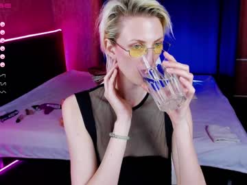 girl eva__blonde capture image #2132212