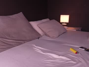 man c_o_n_q_u_e_r capture image #6844563
