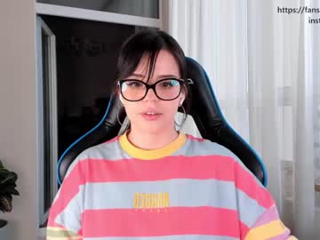 girl aavee capture image #1879425