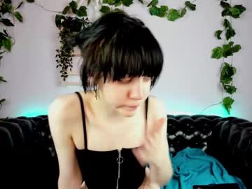 girl tina_youn capture image #2101591