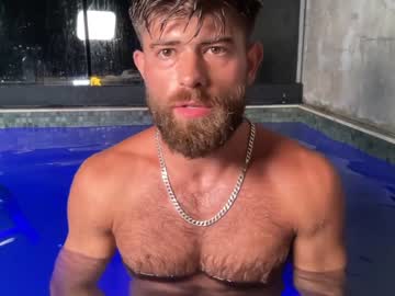 man machinebumkelly capture image #5324904