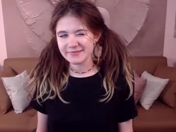 girl annieaimee capture image #2298465
