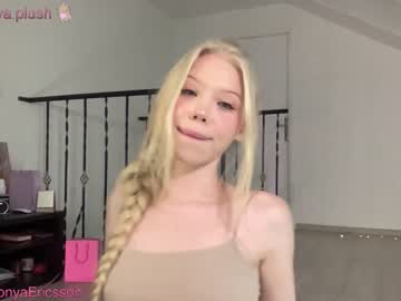 girl sonyaplush capture image #6096929