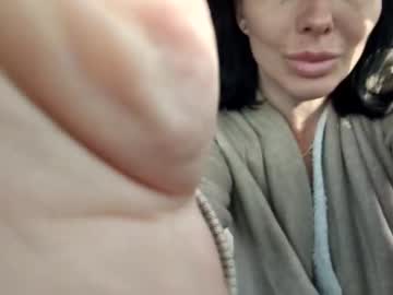 girl 2whitediamonds capture image #6458925