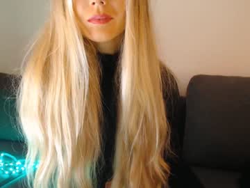 girl pervyblonde capture image #897410