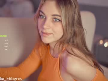girl mia_milagros capture image #5488018