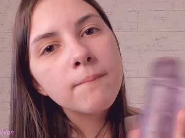 girl iliziamain capture image #1585148