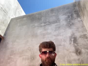 man machinebumkelly capture image #5428463