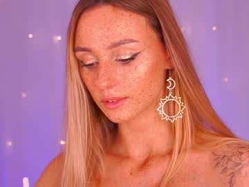 girl artease capture image #3359834