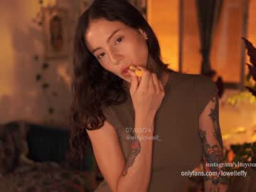 girl effylowell_ capture image #6491656