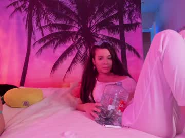 tranny bigdicktrannynicole capture image #2825328