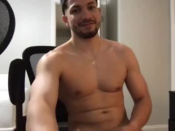 man jeanwhitebianco capture image #7039146