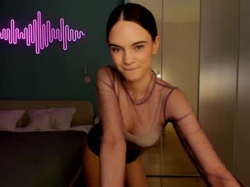 girl gloriamil capture image #3251708