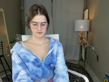 girl zlata_luna capture image #603758