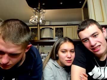 couple family_intrigue capture image #688086