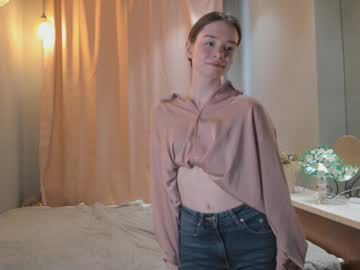 girl elenecouch capture image #6954548