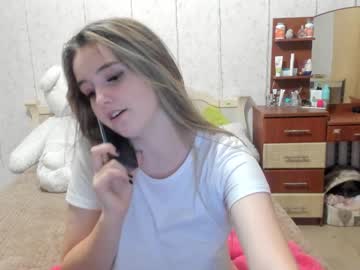 girl emmika_ capture image #2691375