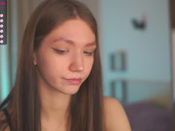 girl angels_kiss capture image #3701312