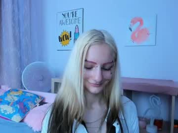 girl erika__lodge capture image #2288963