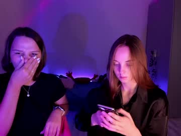 girl golden_bag capture image #2502346