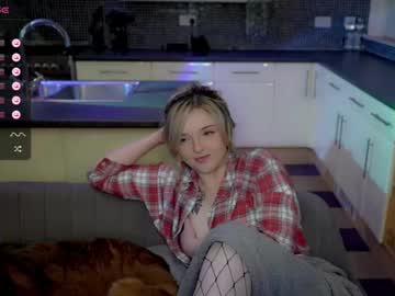 girl lucydelovely capture image #5136100