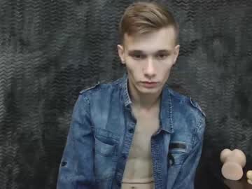man blakelongg capture image #6313853