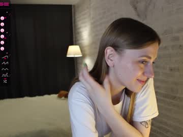 girl sophie_burn capture image #3923255