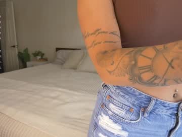 girl reign_rellic_ capture image #5025851