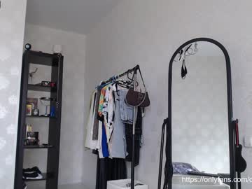 girl _mllymoore_ capture image #2266730
