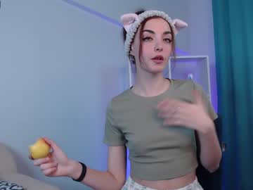 girl derla_meow capture image #1530545