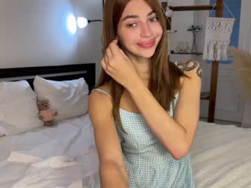 girl cuteelsa_ capture image #6711730