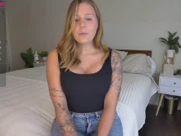 girl reign_rellic_ capture image #4911554