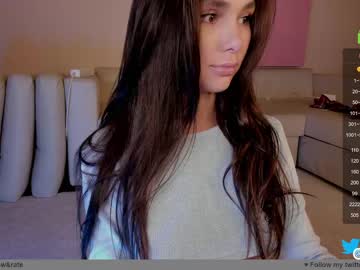 girl hollyextra capture image #5156165