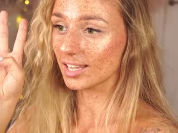 girl artease capture image #5405995