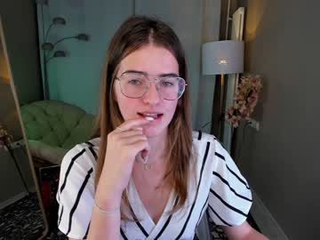 girl zlata_luna capture image #502944