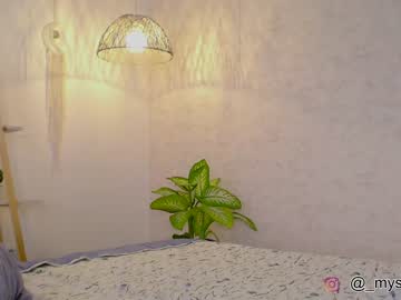 girl grettabenett_ capture image #1753307