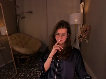 girl zlata_luna capture image #424244