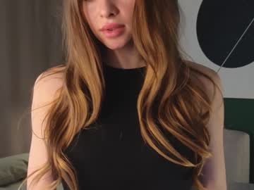 girl elenegilbertson capture image #6739957