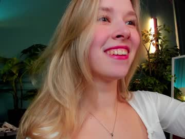 girl milablush capture image #5845373