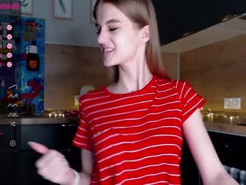 girl mila_cuteee capture image #671197