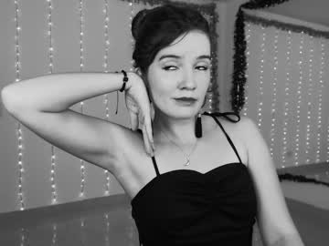 girl cutenataly capture image #822365