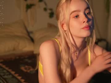 girl mother__of__dragons capture image #5651174