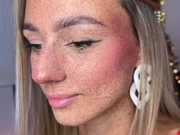 girl artease capture image #5993850