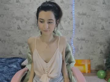 girl crystalnut capture image #6028066