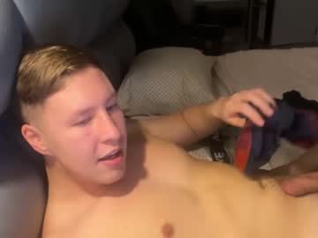 man pointofenjoy capture image #2943308
