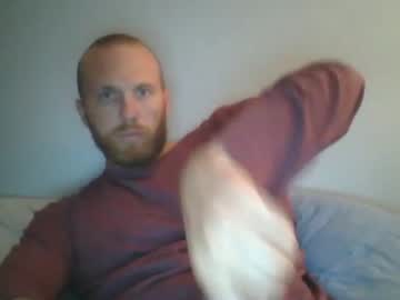 man twizzlers33 capture image #24931